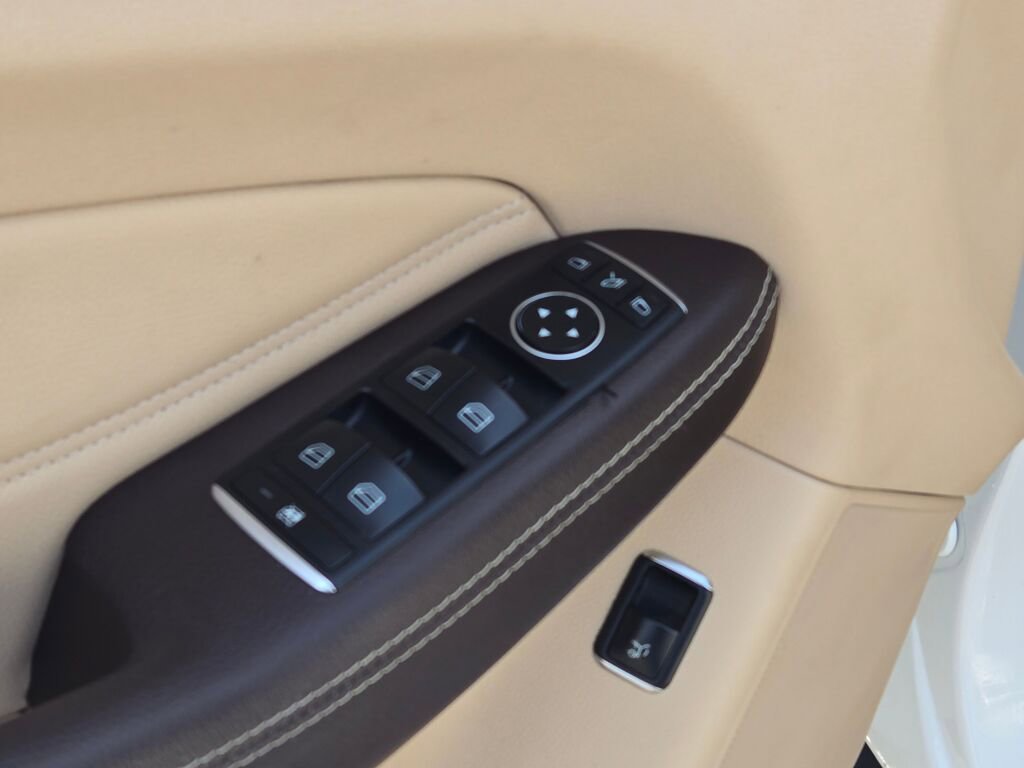 Used 2018 Mercedes-Benz GLE 350 4MATIC image 36