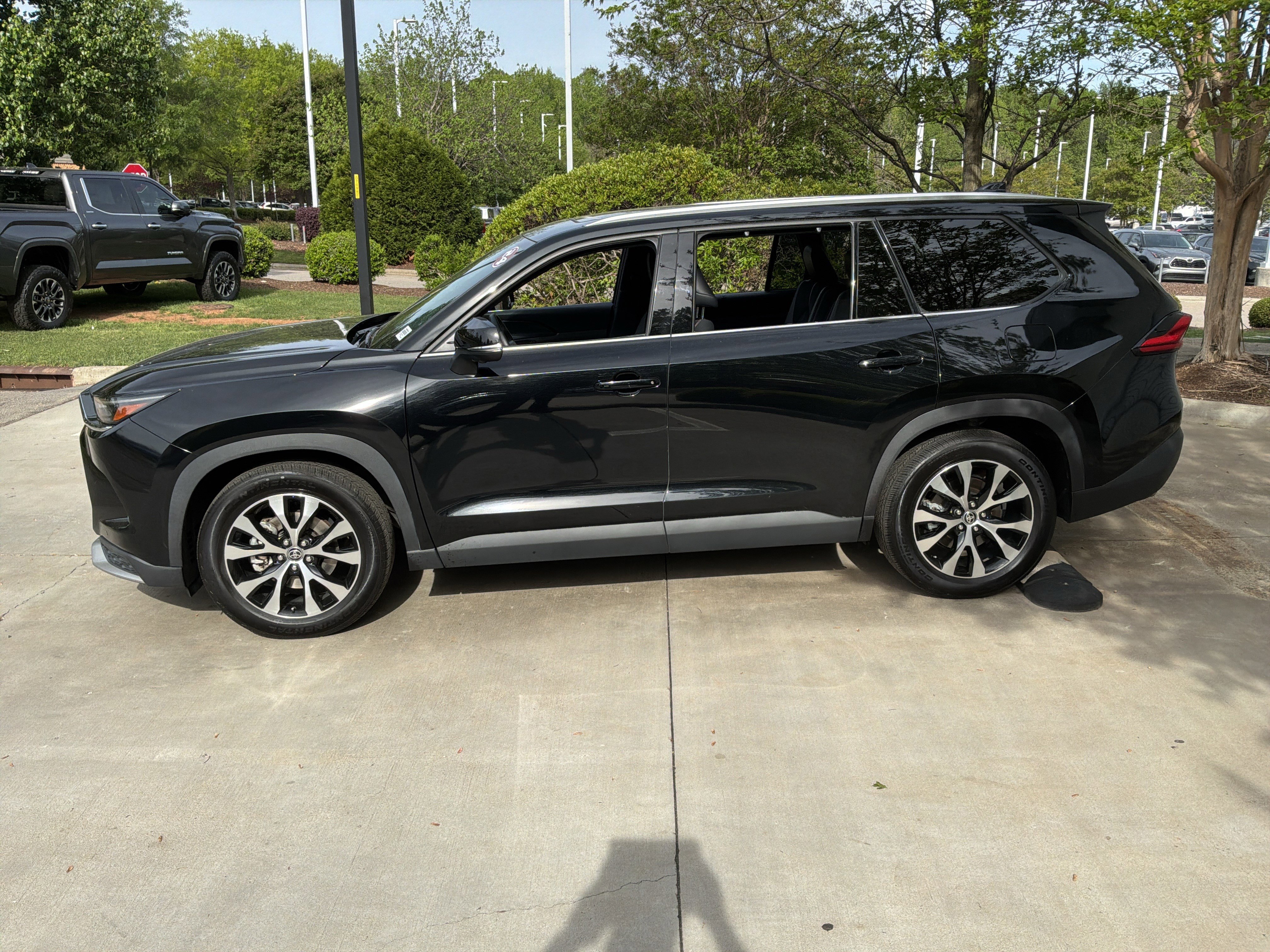 Used 2024 Toyota Grand Highlander AWD Hybrid image 7