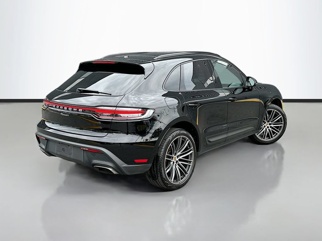 Certified 2023 Porsche Macan Turbo AWD/4WD image 9