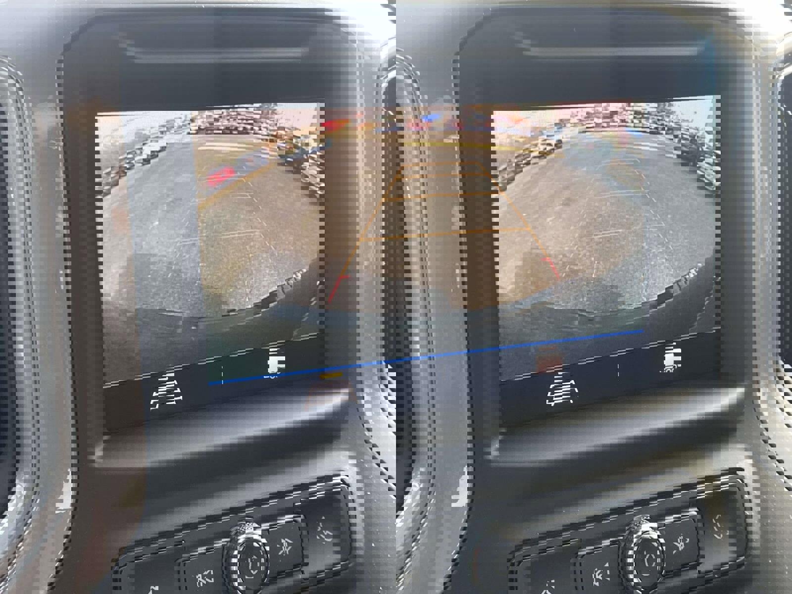 Used 2022 Chevrolet Silverado 2500 Custom w/ Custom Value Package image 16