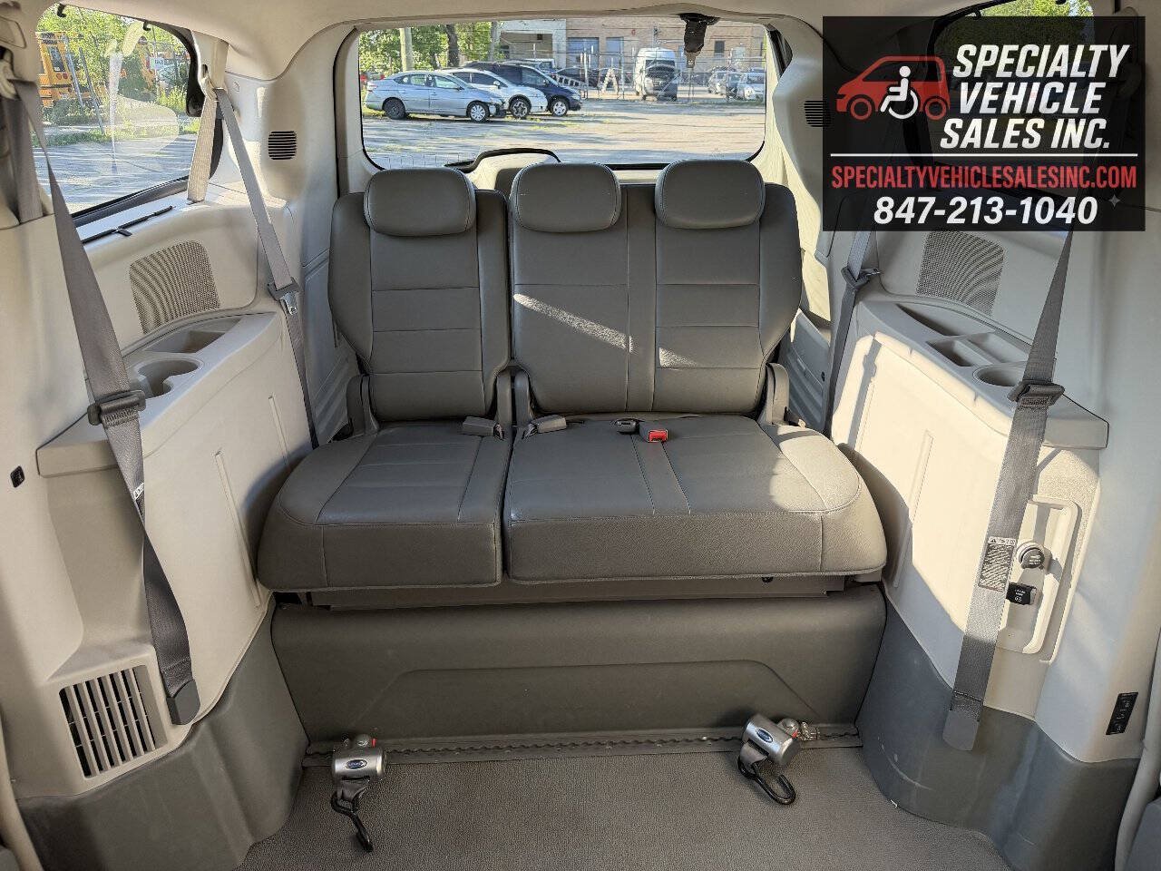 Used 2008 Dodge Grand Caravan SXT FWD image 23