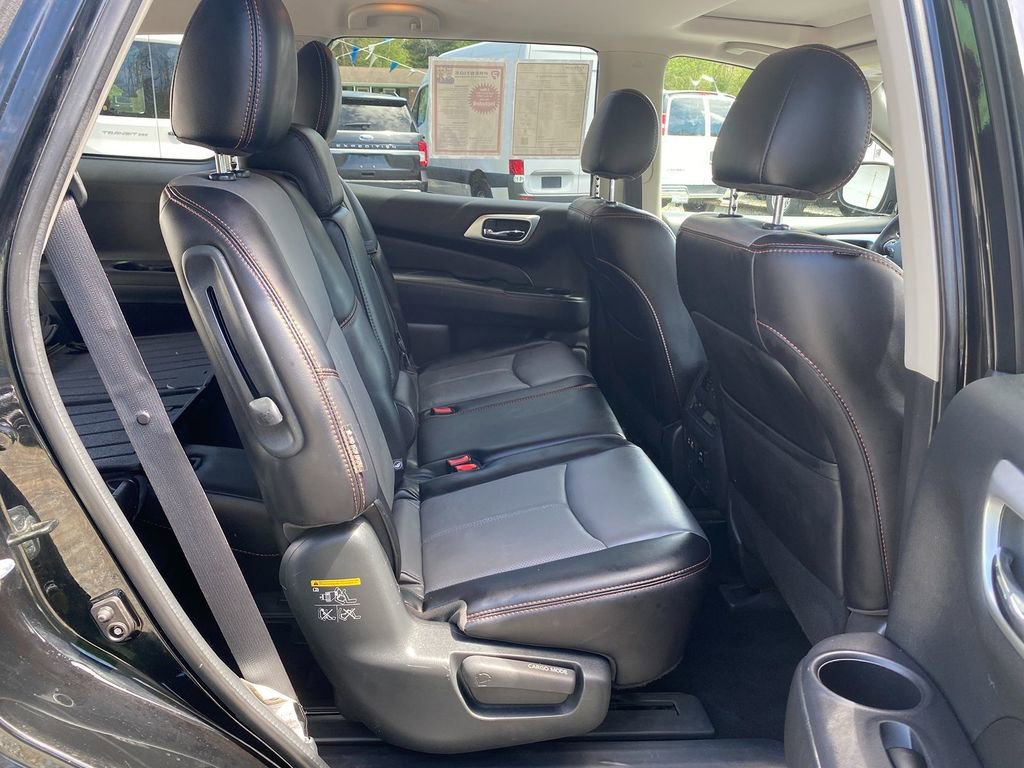 Used 2020 Nissan Pathfinder SL image 27