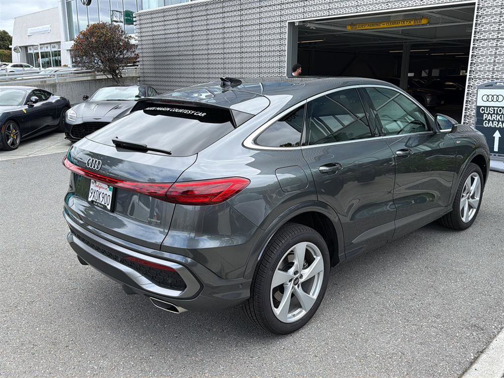 Used 2025 Audi Q5 Premium Plus w/ Premium Plus AWD/4WD image 6