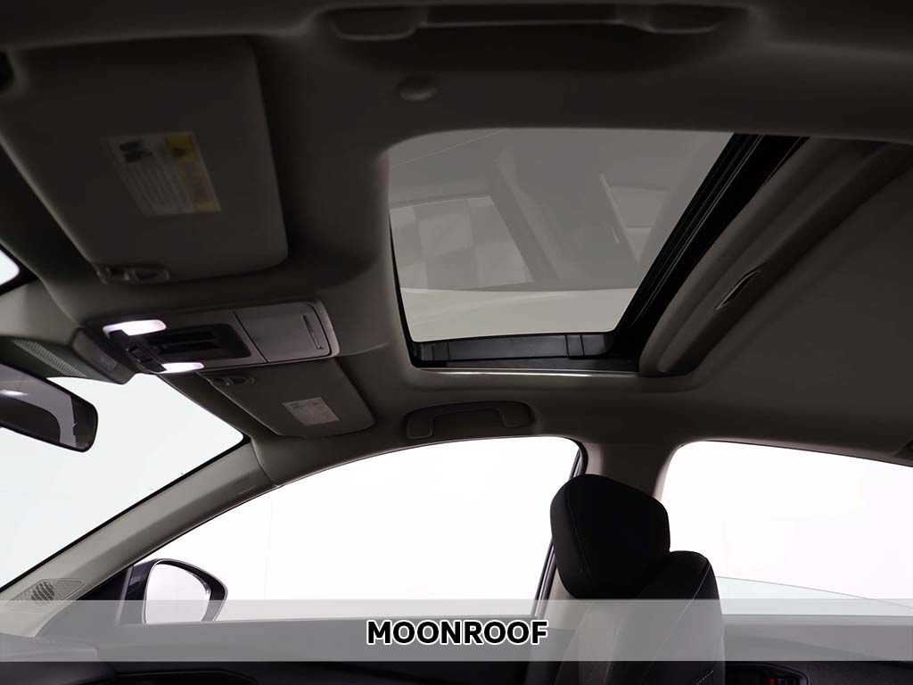 Used 2023 Honda Accord EX image 3