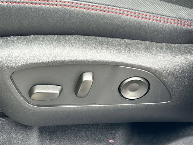 New 2026 Chevrolet Traverse RS image 24