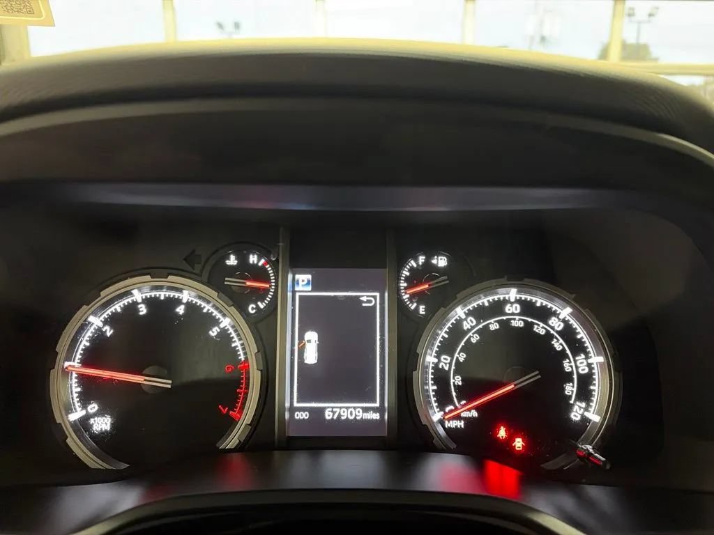 Used 2023 Toyota 4Runner TRD Off-Road Premium w/ Off Road Premium Plus Package AWD/4WD image 23