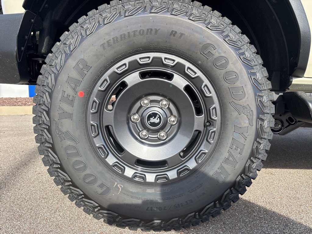 New 2025 Ford Bronco Outer Banks w/ Sasquatch Package image 12