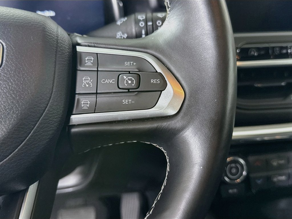 Used 2022 Jeep Compass High Altitude AWD/4WD image 23