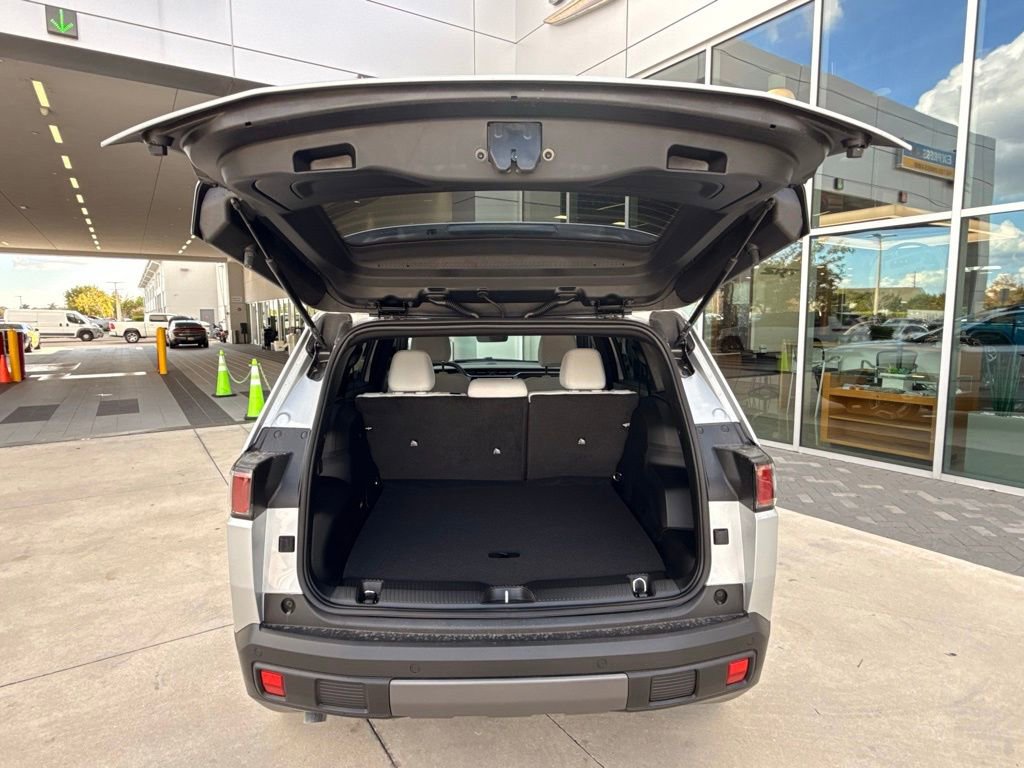 New 2026 Jeep Cherokee Laredo image 37