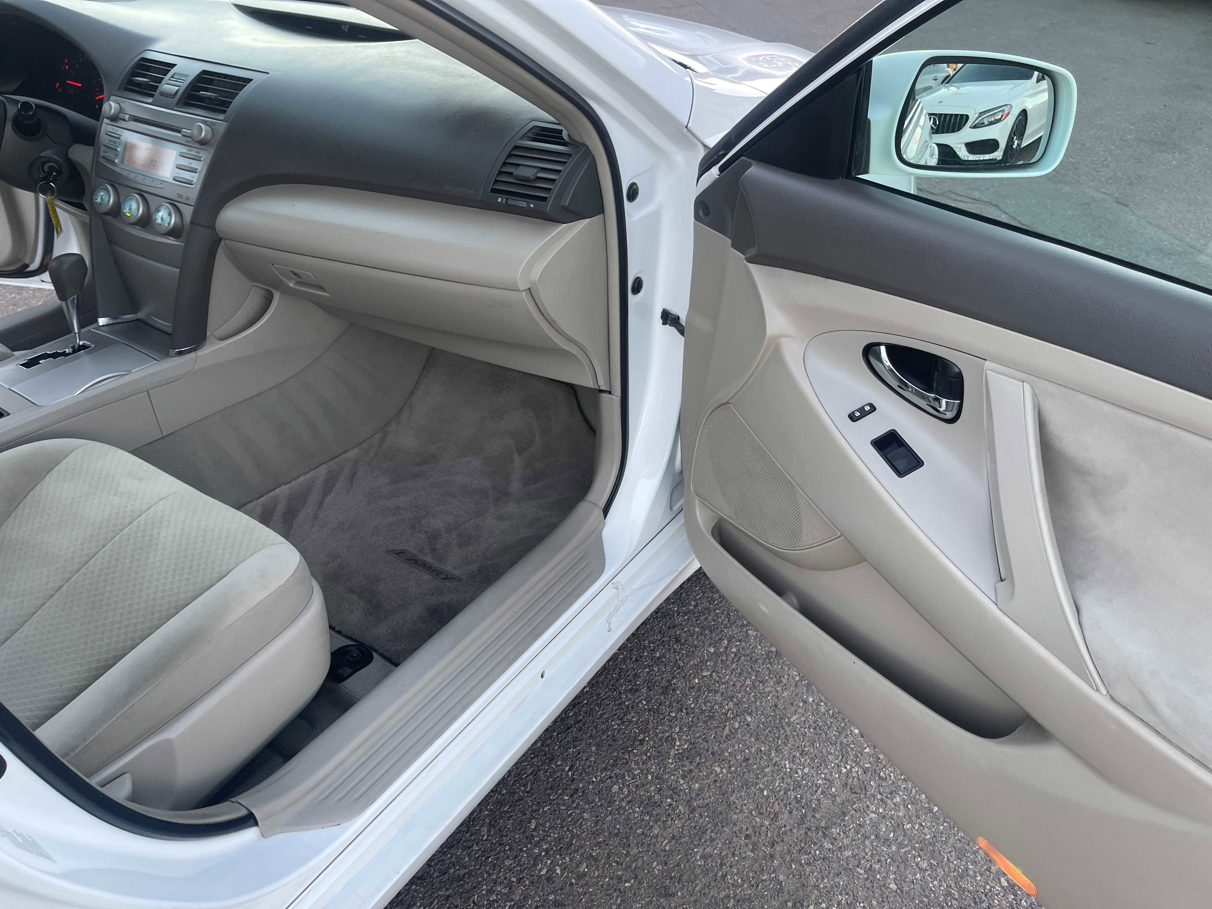 Used 2007 Toyota Camry LE FWD image 13