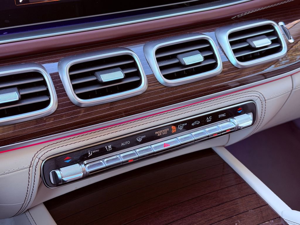 Used 2023 Mercedes-Benz Maybach GLS 600 4MATIC image 26