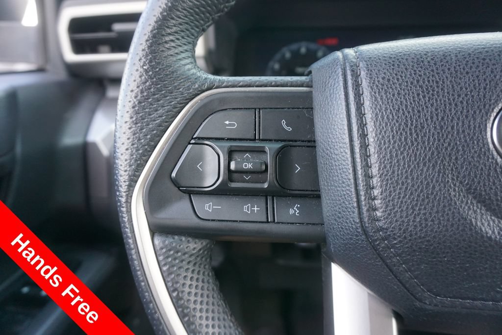 Used 2024 Toyota Tacoma TRD Off-Road AWD/4WD image 4