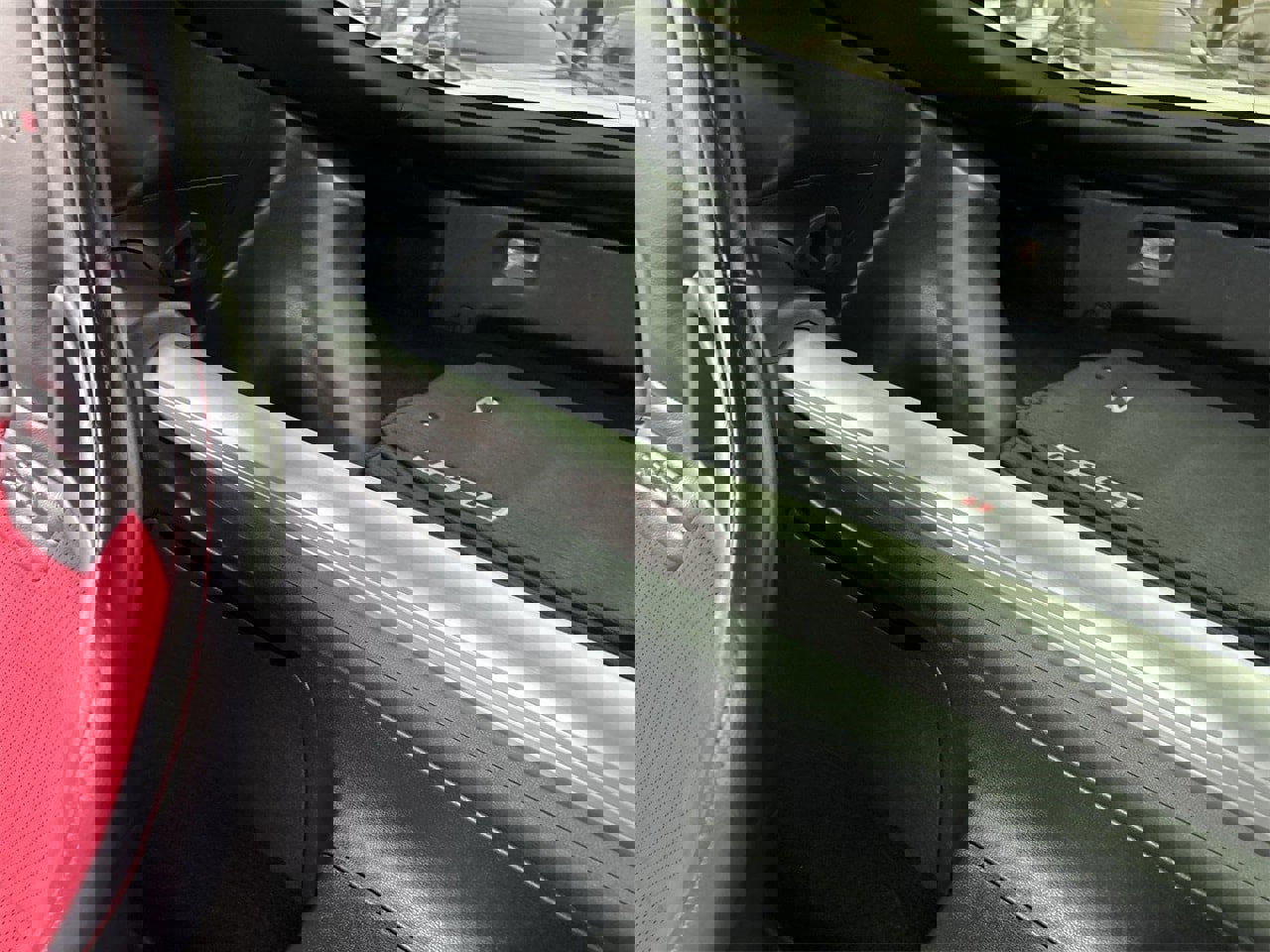 Used 2017 Nissan 370Z NISMO image 14