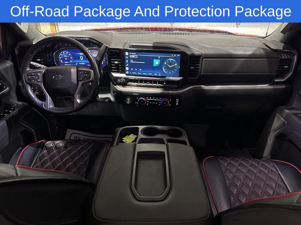 Used 2022 Chevrolet Silverado 1500 RST image 2