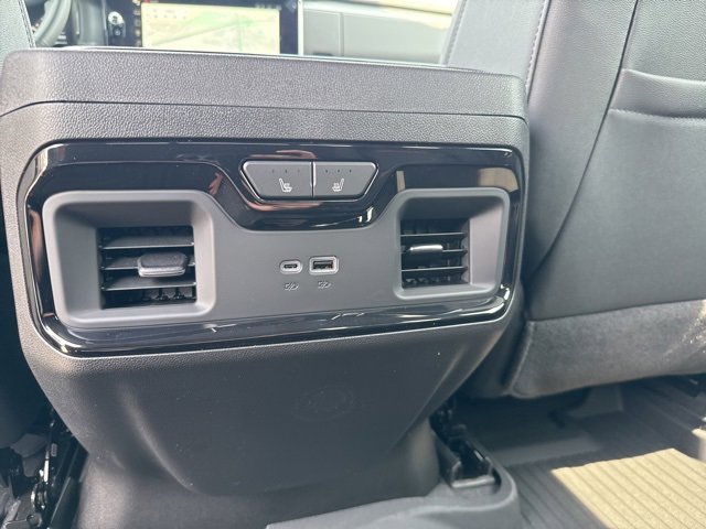 New 2025 GMC Sierra 2500 AT4 w/ AT4 Premium Plus Package image 27