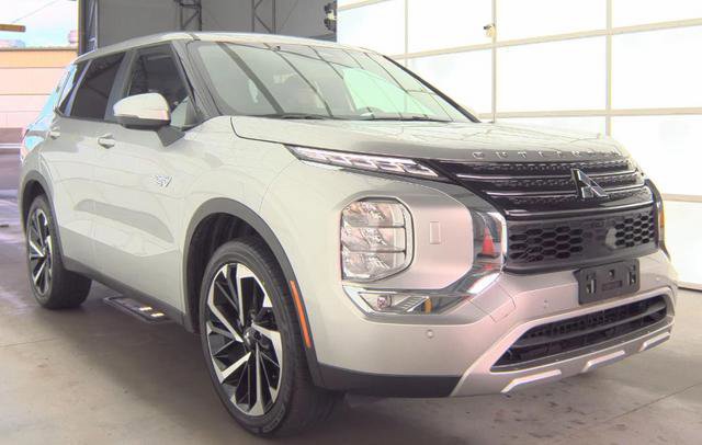 Used 2024 Mitsubishi Outlander SE image 19