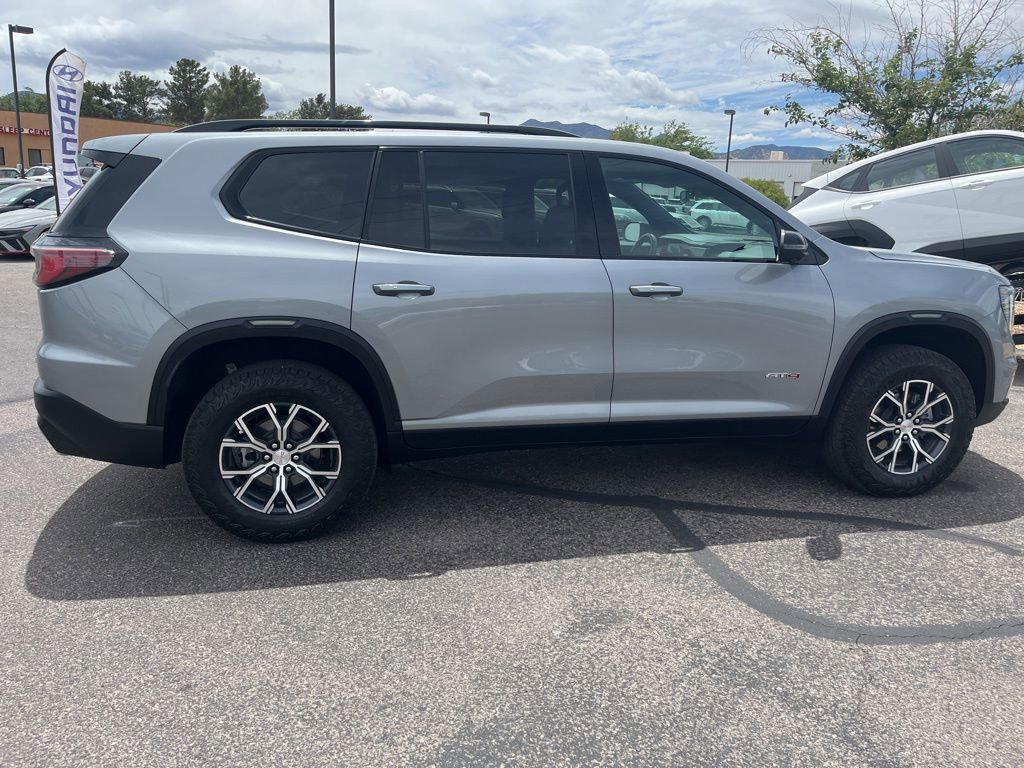 Used 2024 GMC Acadia AT4 AWD/4WD image 4