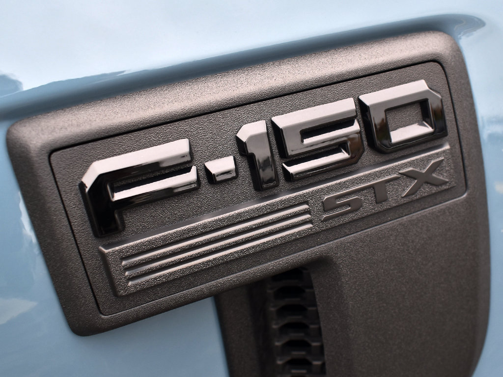 Used 2023 Ford F150 XL w/ STX Appearance Package AWD/4WD image 9