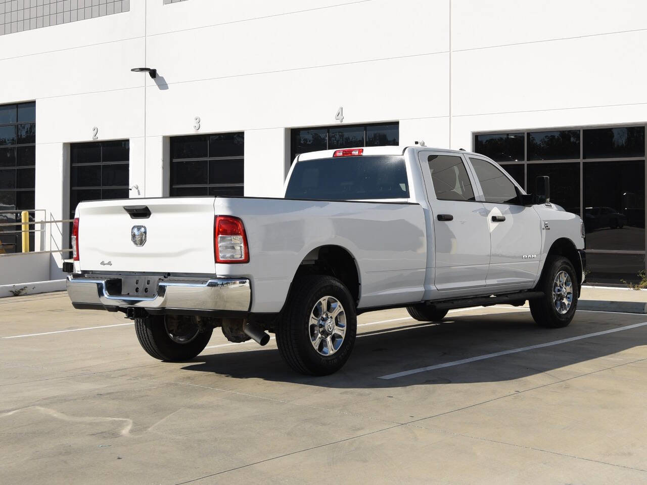 Used 2022 RAM 3500 Tradesman image 9