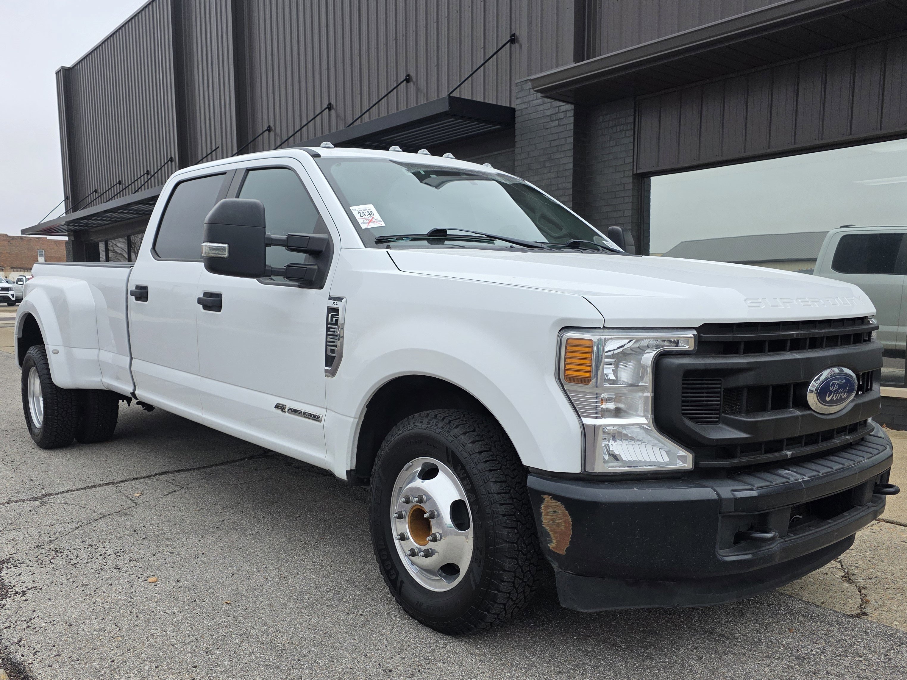 Used 2022 Ford F350 XL w/ Power Equipment Group image 3