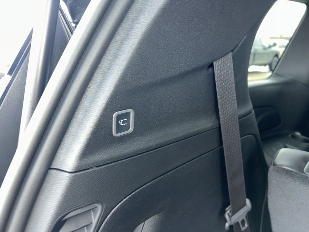 New 2026 Chrysler Pacifica Select image 20