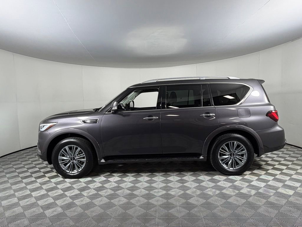 Used 2024 INFINITI QX80 Luxe image 10