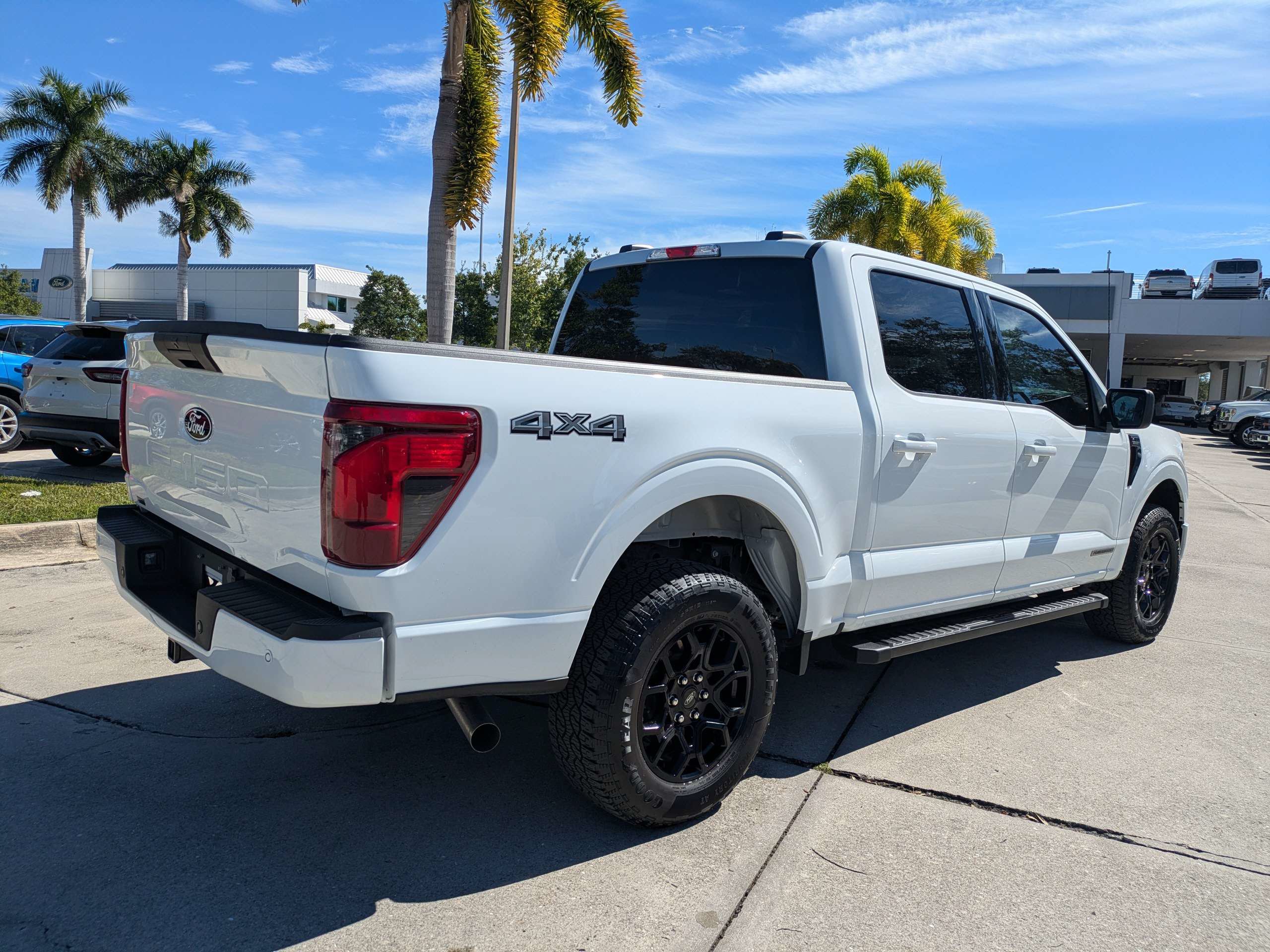 Used 2025 Ford F150 XLT w/ Equipment Group 301A Standard AWD/4WD image 4