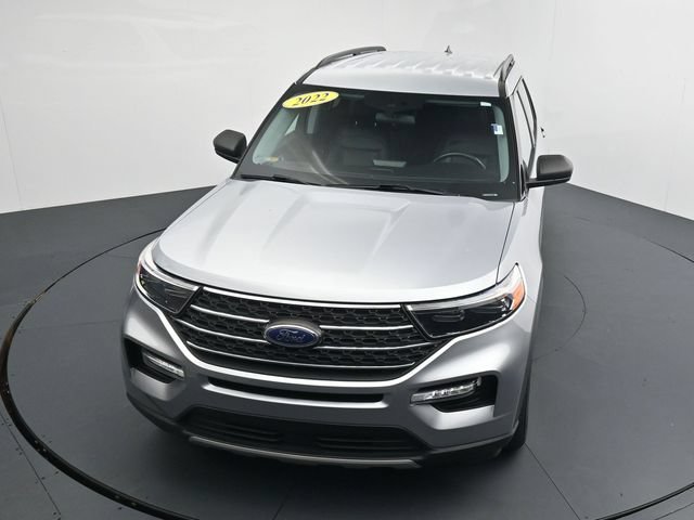 Certified 2022 Ford Explorer XLT w/ Equipment Group 202A AWD/4WD image 25