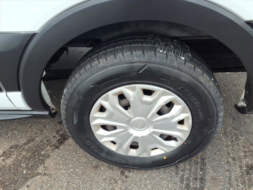 Used 2019 Ford Transit 150 XLT image 13
