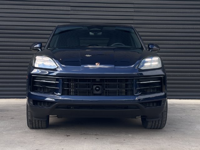 New 2026 Porsche Cayenne Coupe AWD/4WD image 10