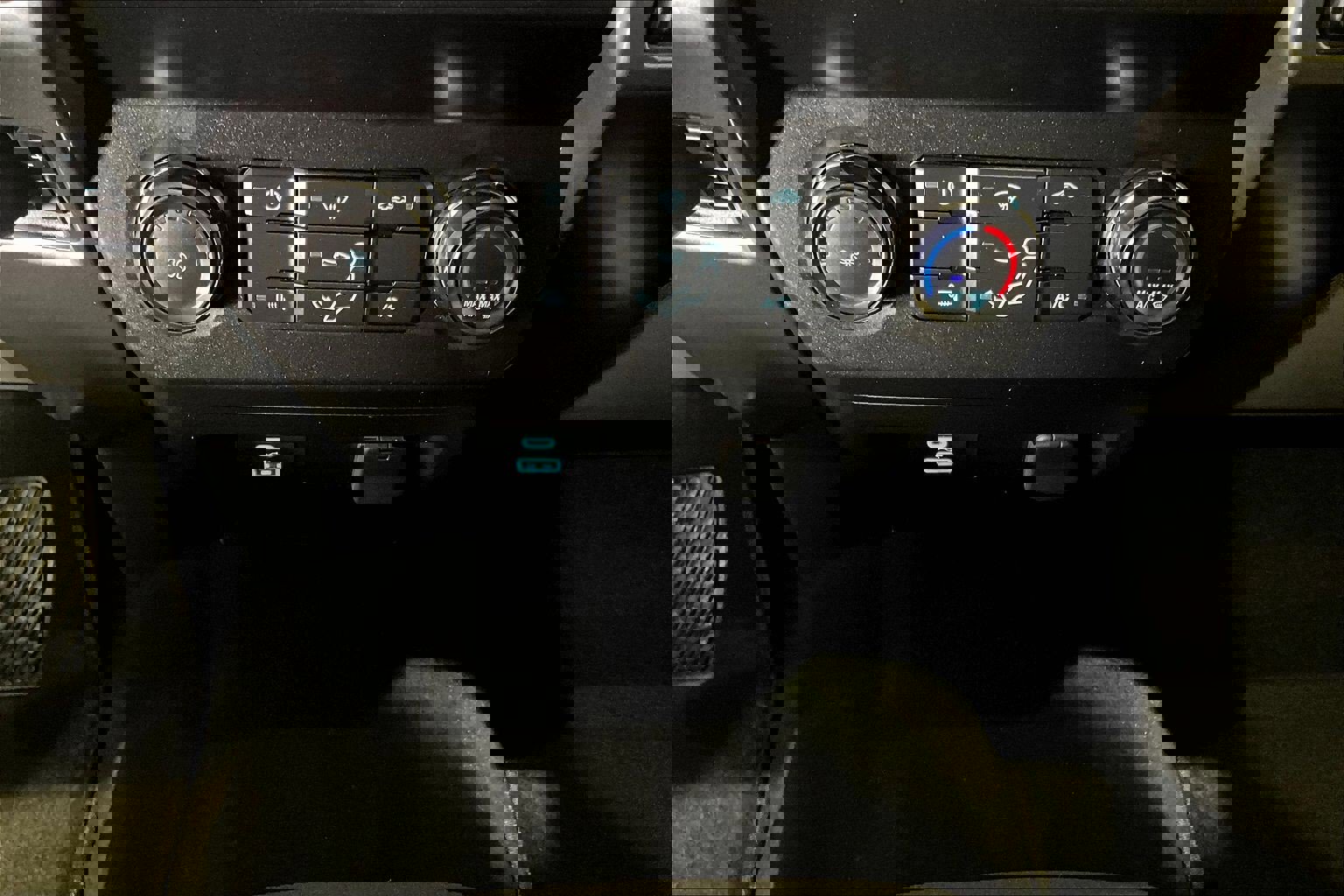 Used 2022 Ford F250 XLT image 16