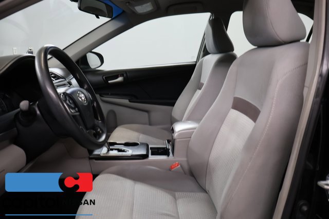Used 2012 Toyota Camry LE FWD image 11