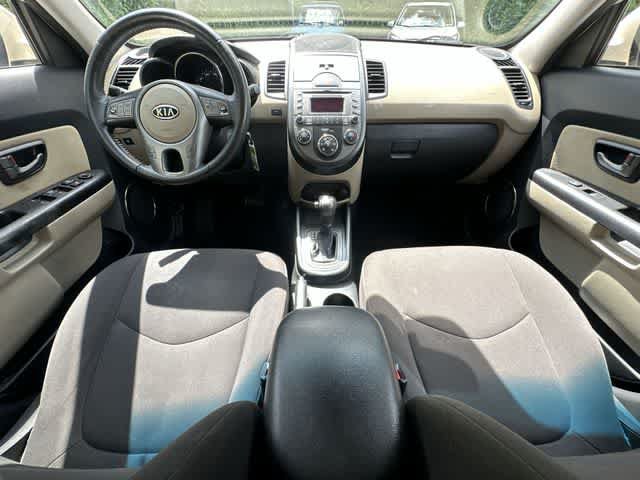 Used 2011 Kia Soul ! FWD image 17