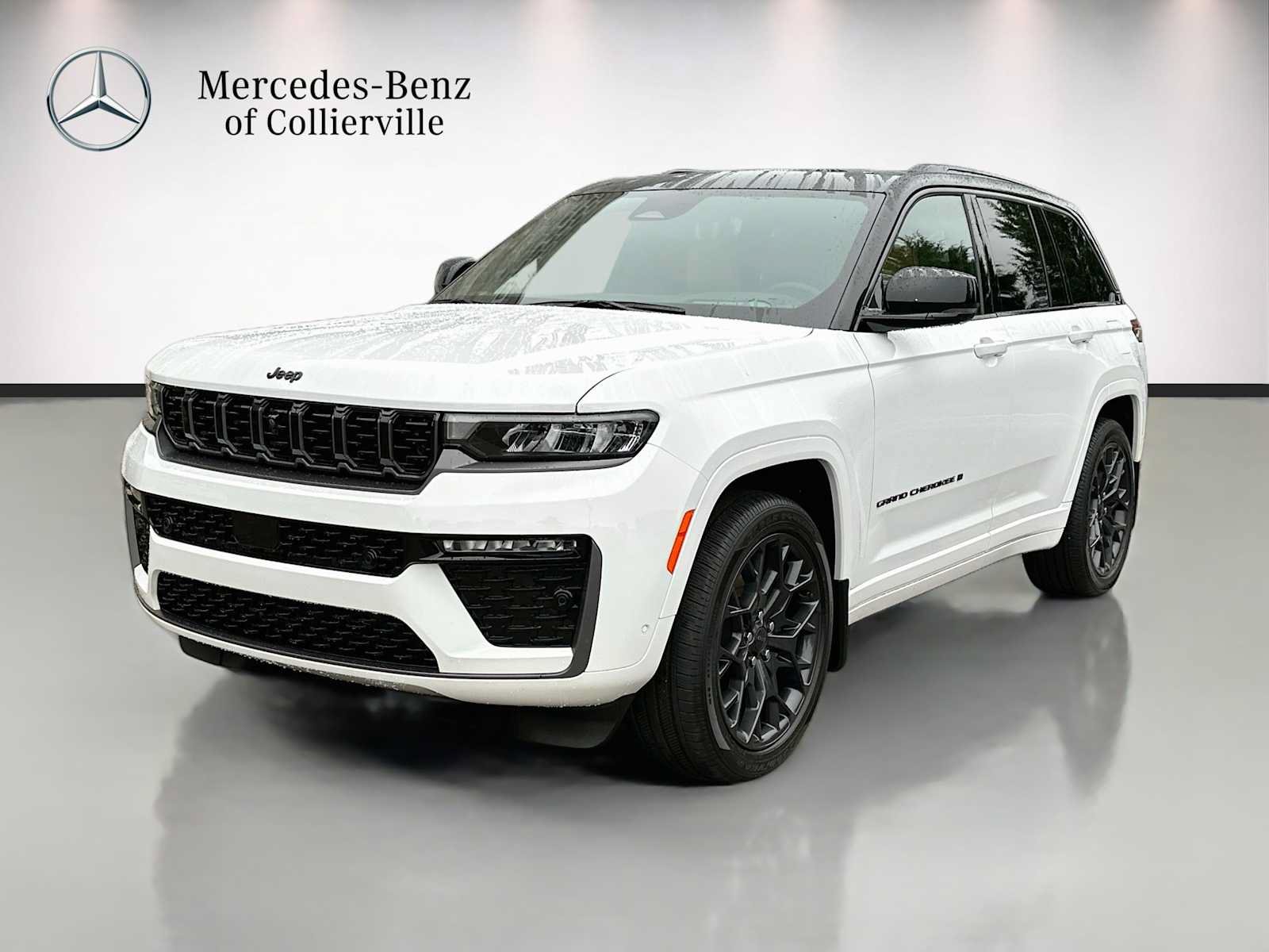 Used 2026 Jeep Grand Cherokee Summit w/ Obsidian Package