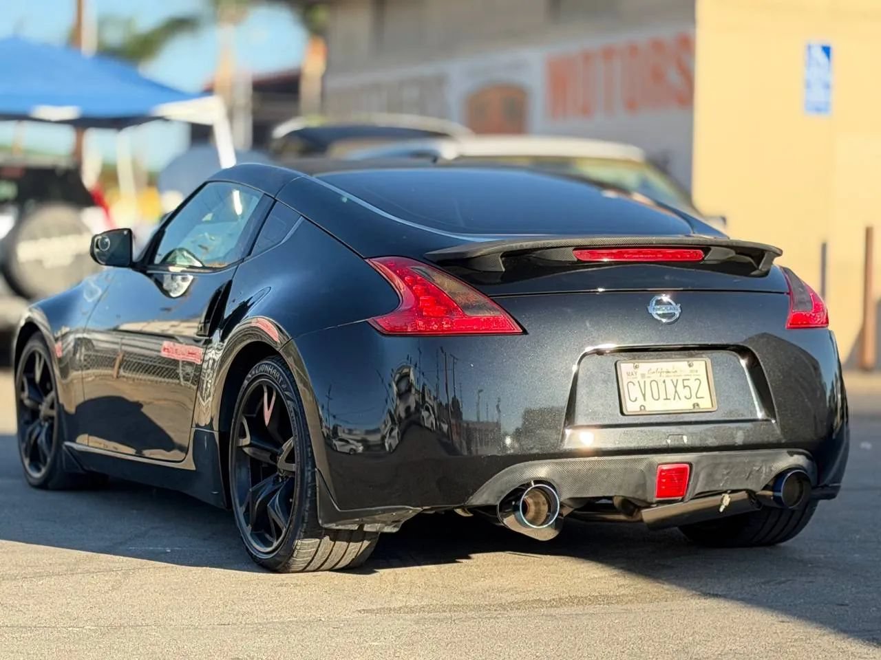 Used 2015 Nissan 370Z Touring RWD image 12