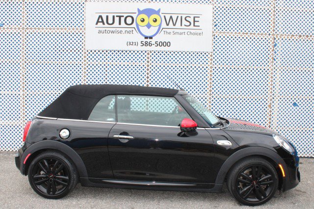Used 2017 MINI Cooper S image 4