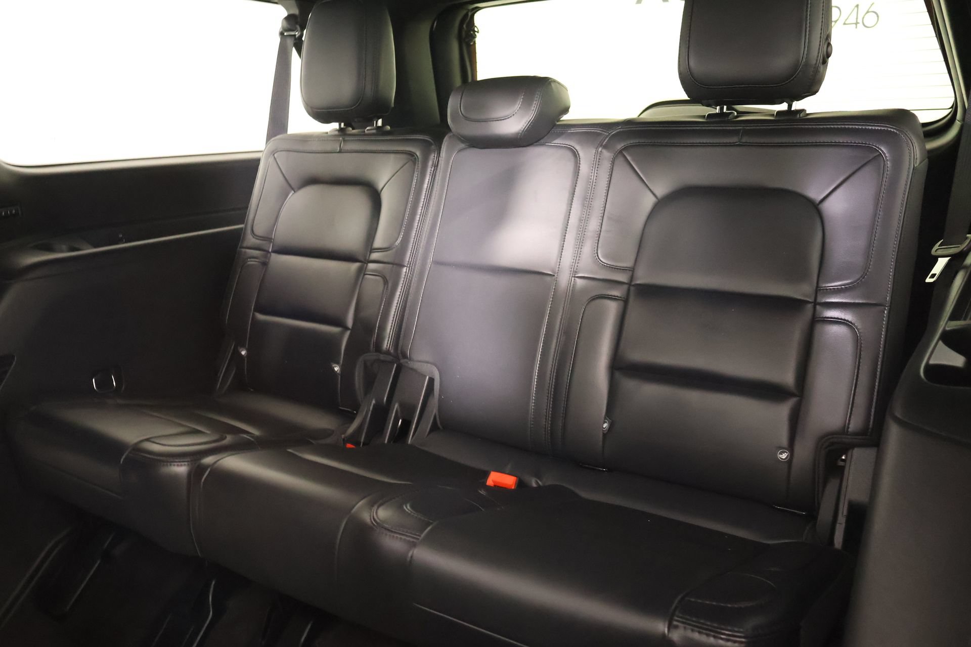 Used 2023 Lincoln Navigator L Reserve AWD/4WD image 13
