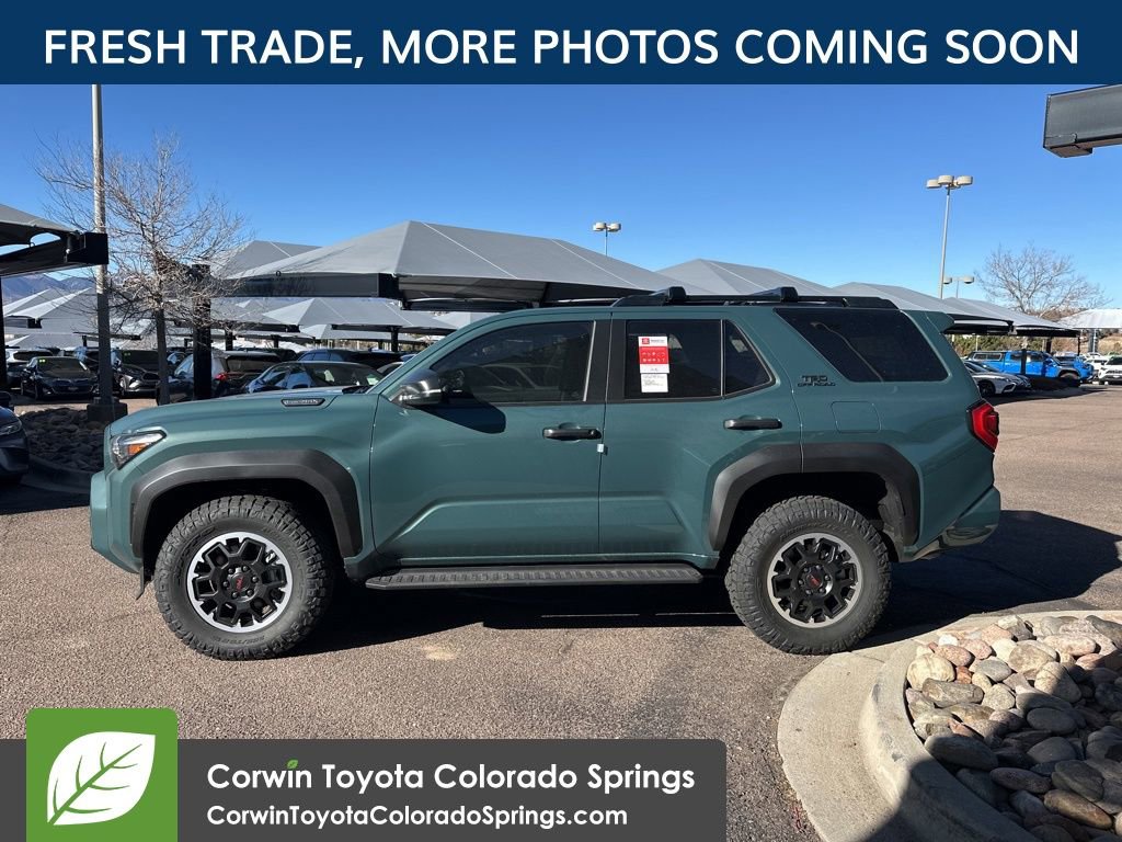 Used 2025 Toyota 4Runner 4WD image 4