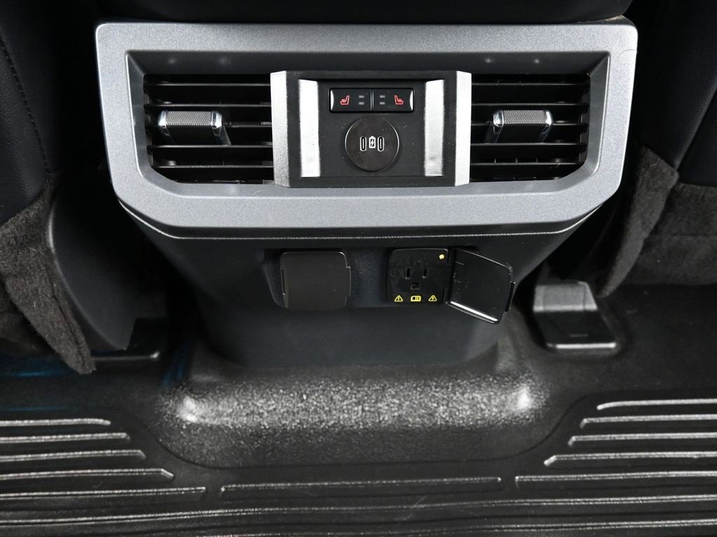 Used 2024 Ford F350 Lariat image 14