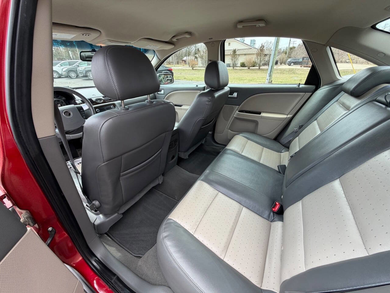 Used 2009 Mercury Sable Premier image 11