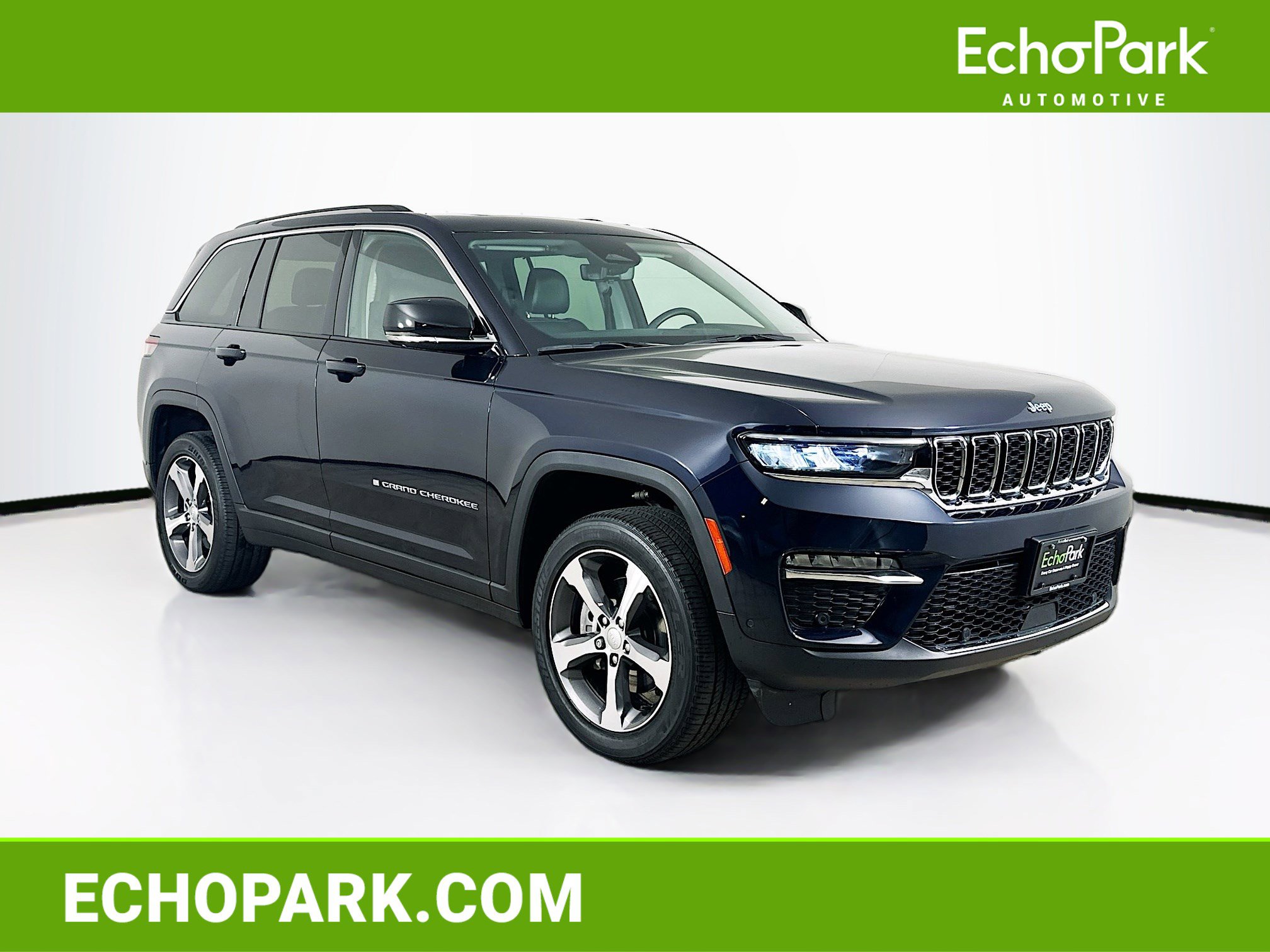 Used 2022 Jeep Grand Cherokee Limited 4xe w/ Luxury Tech Group II AWD/4WD image 1