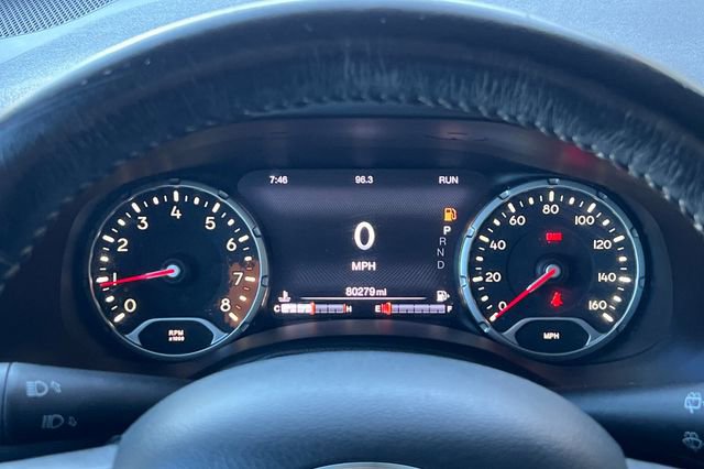 Used 2017 Jeep Renegade Limited image 32