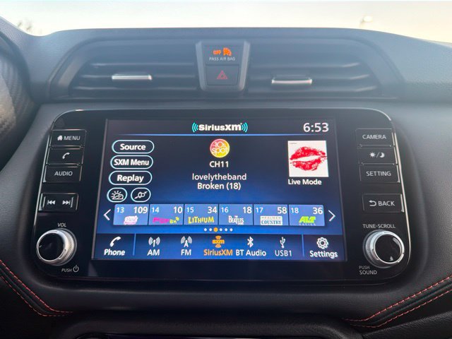 Used 2024 Nissan Versa SR FWD image 23