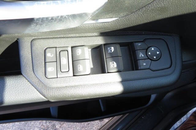 New 2026 RAM 1500 Big Horn AWD/4WD image 16