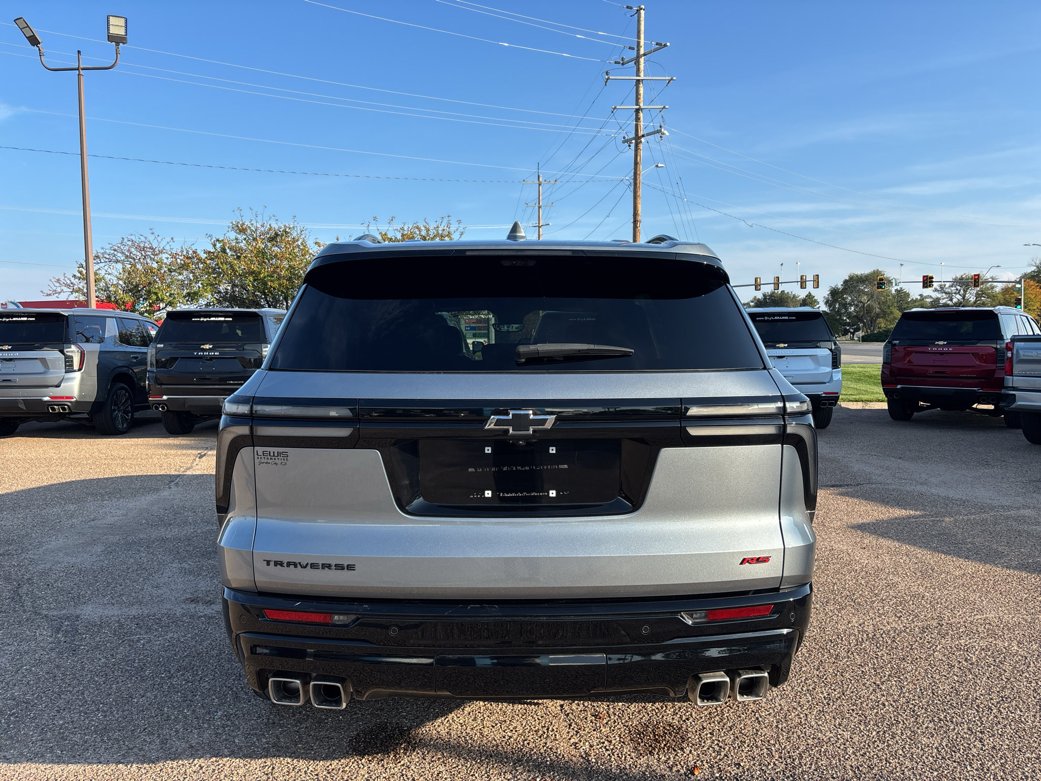 Used 2026 Chevrolet Traverse RS w/ LPO, Floor Liner Package FWD image 7