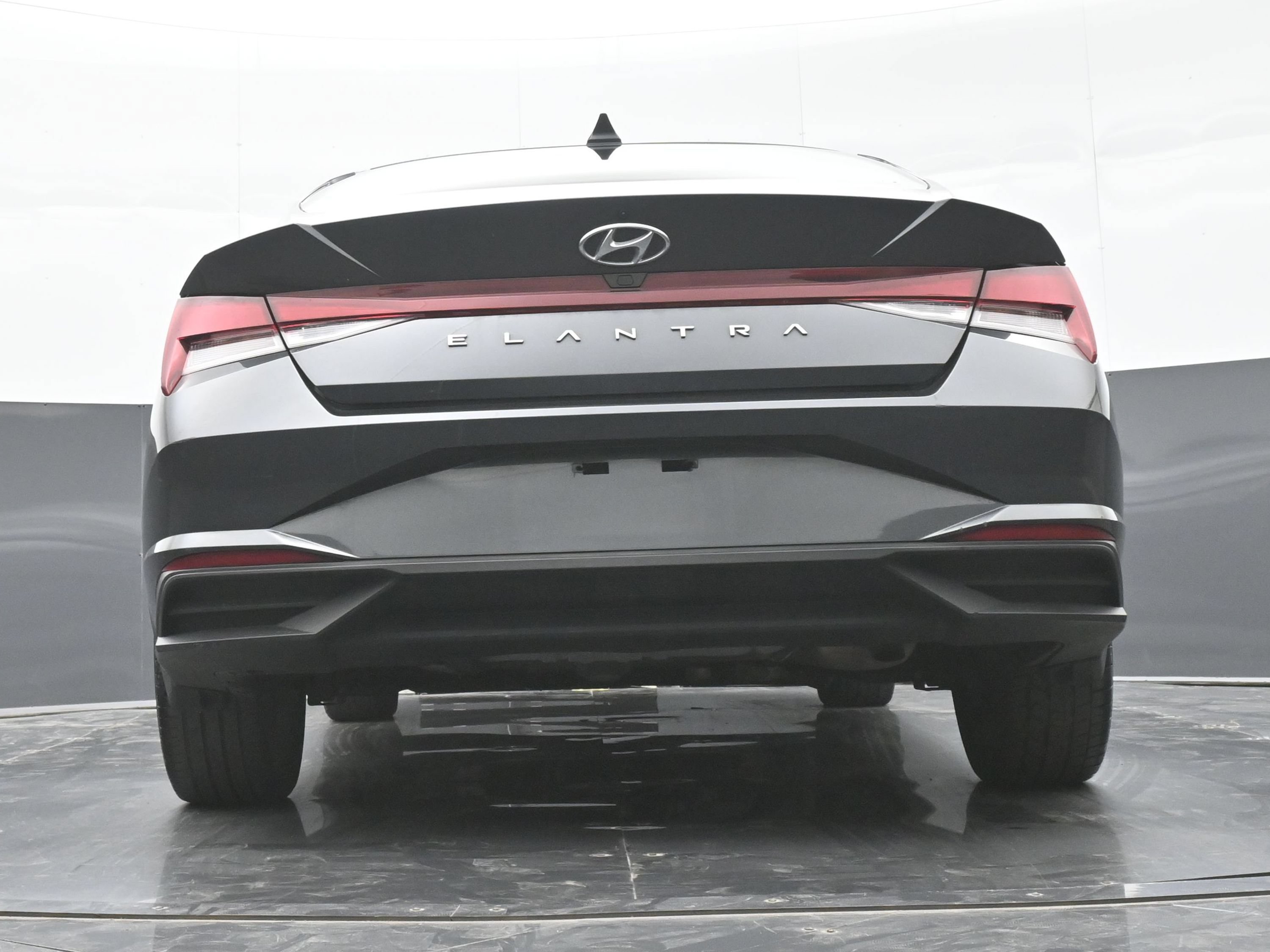 Used 2023 Hyundai Elantra SEL w/ Convenience Package FWD image 38