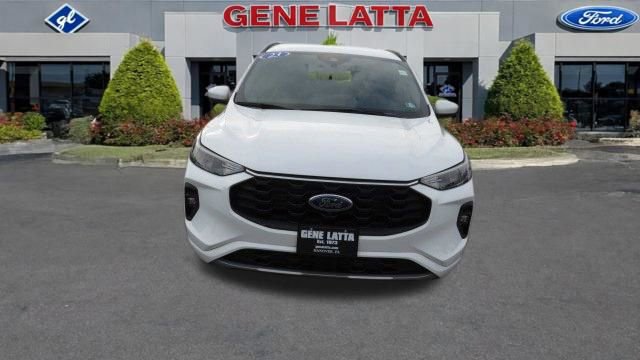 Certified 2023 Ford Escape ST-Line Select w/ Tech Pack #2 image 11