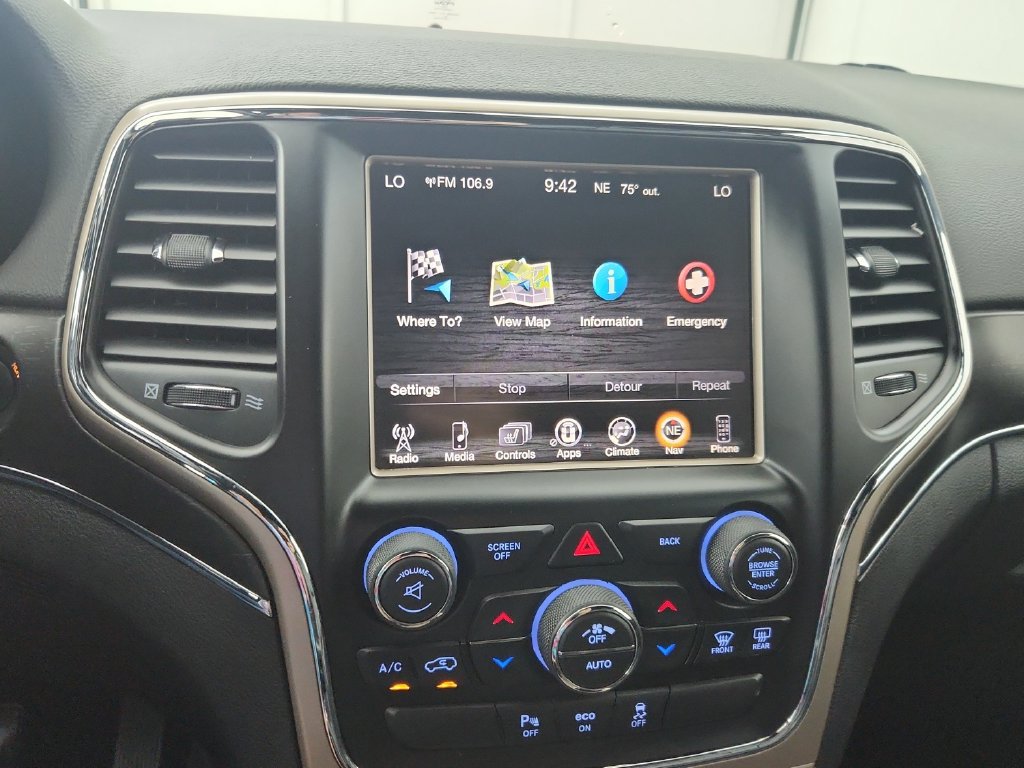 Used 2015 Jeep Grand Cherokee Limited AWD/4WD image 28
