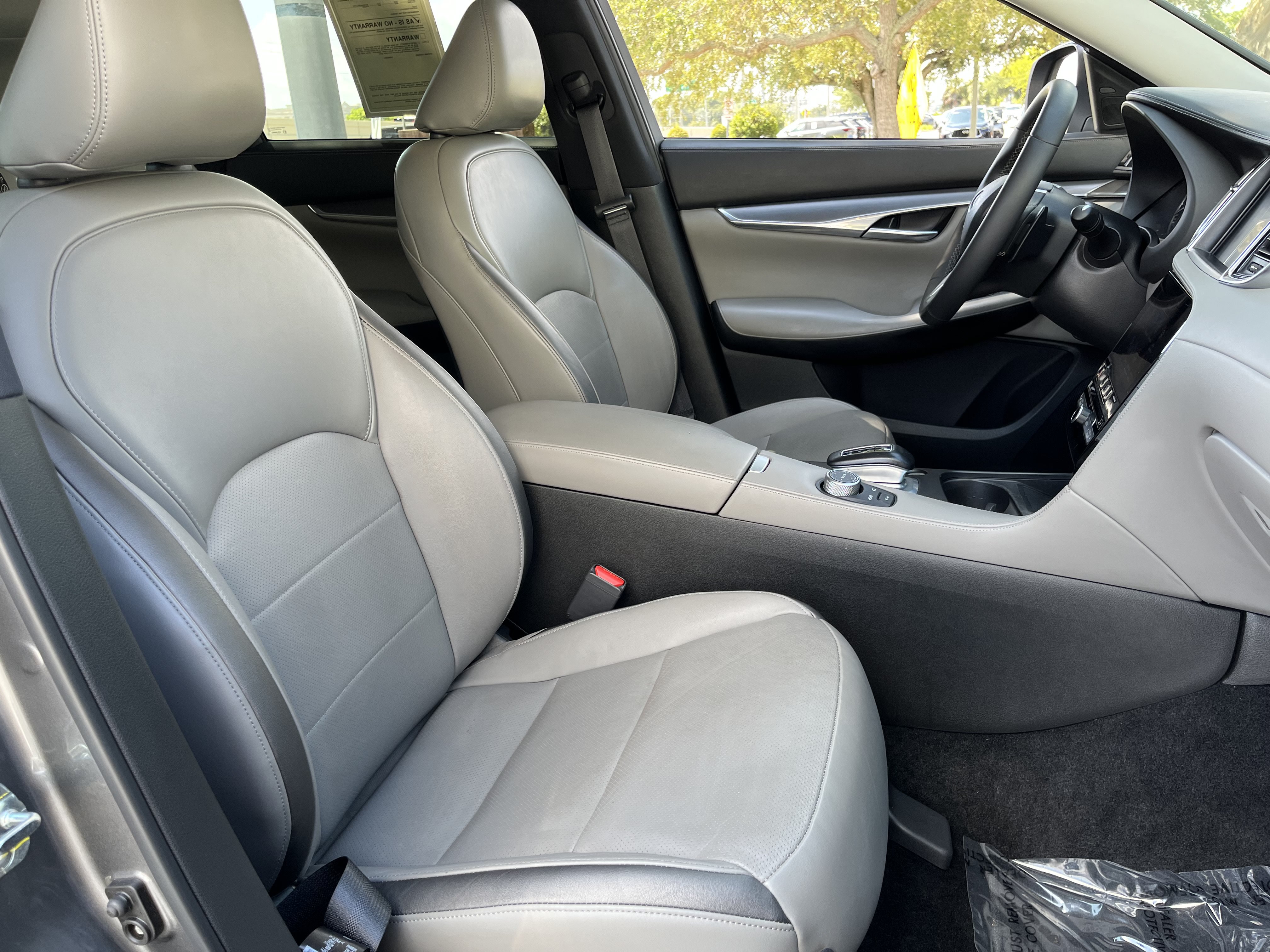 Certified 2023 INFINITI QX50 Luxe w/ Accent Package FWD image 18