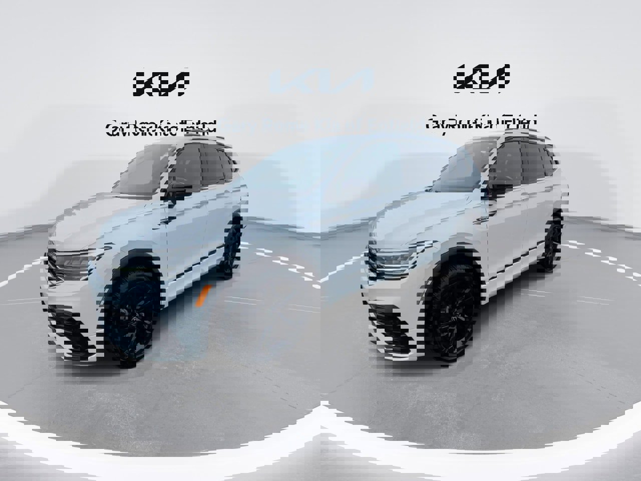 Used 2023 Volkswagen Tiguan SE R-Line image 4